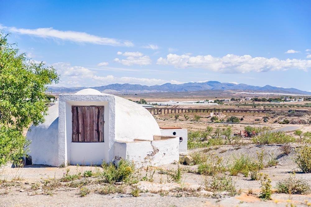 Cortijo Los Garridos - 8 Huespedes Fernan Perez 外观 照片